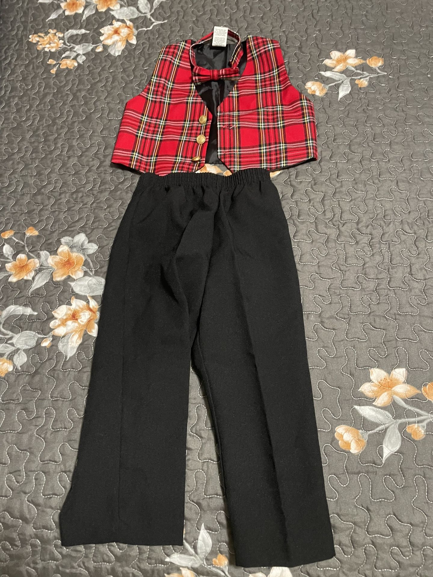 Holiday toddler Suit ( Size for 24 Months ) $20