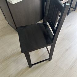 Counter height chairs 