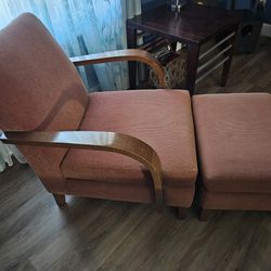 Delta Furniture Chair And Ottoman