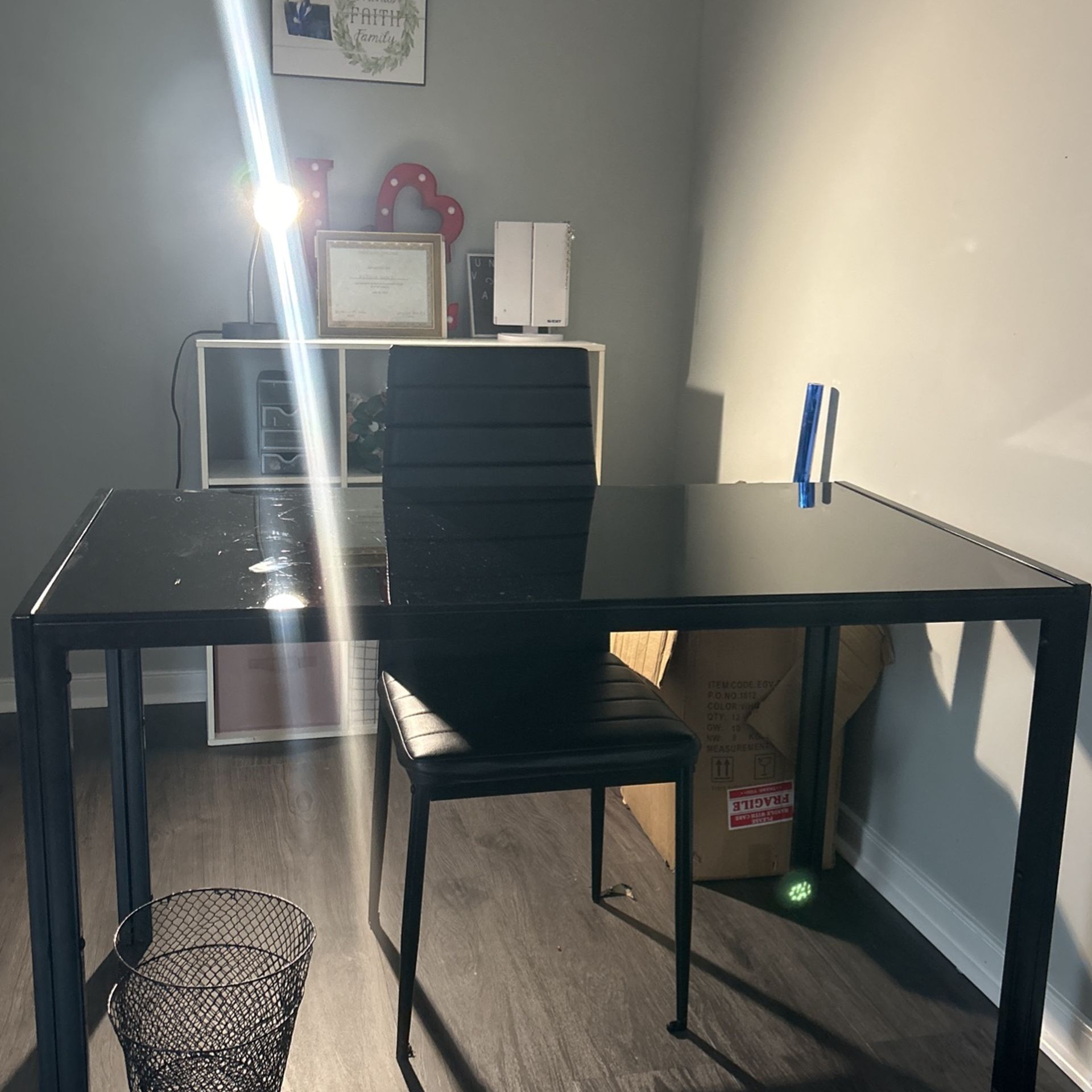 Table Desk And Chair 