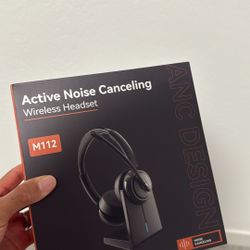 Wireless headset Active Noise canceling