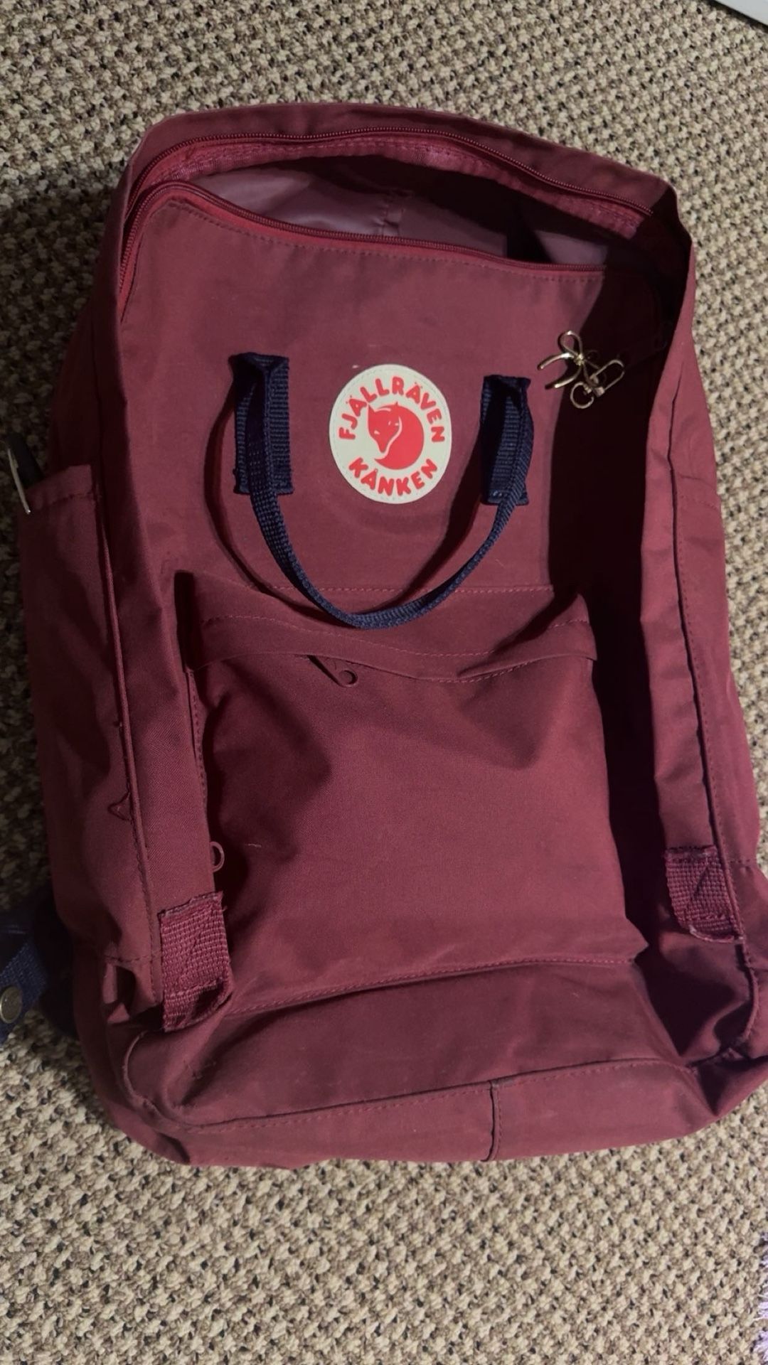Kanken Backpack 🎒