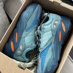 Yeezy Boost 700