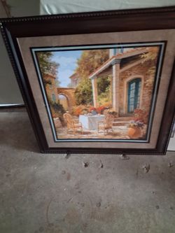 Nice Looking wall frame great condition its knew ipay $130