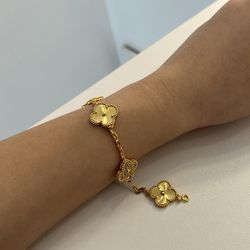 Gold Van Cleef Bracelet 