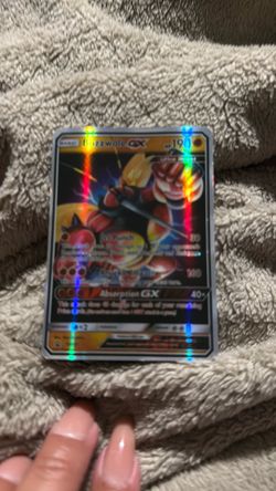 Buzzwole GX Pokémon Trading Card
