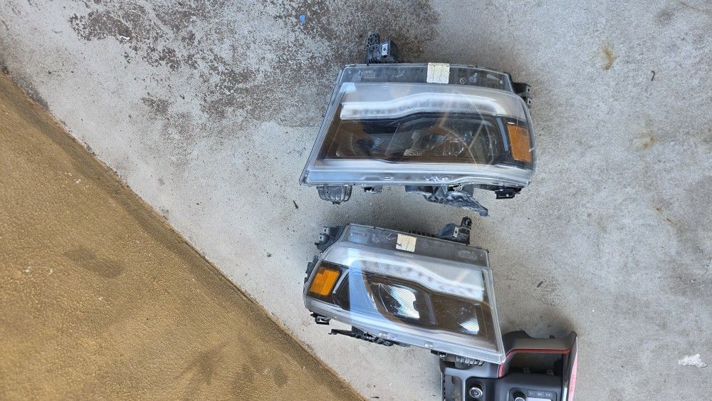 2019 Ram Rebel Headlights