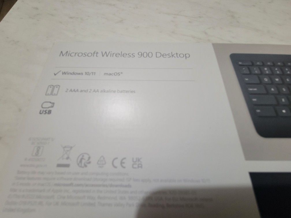 Microsoft Wireless 900 Desktop