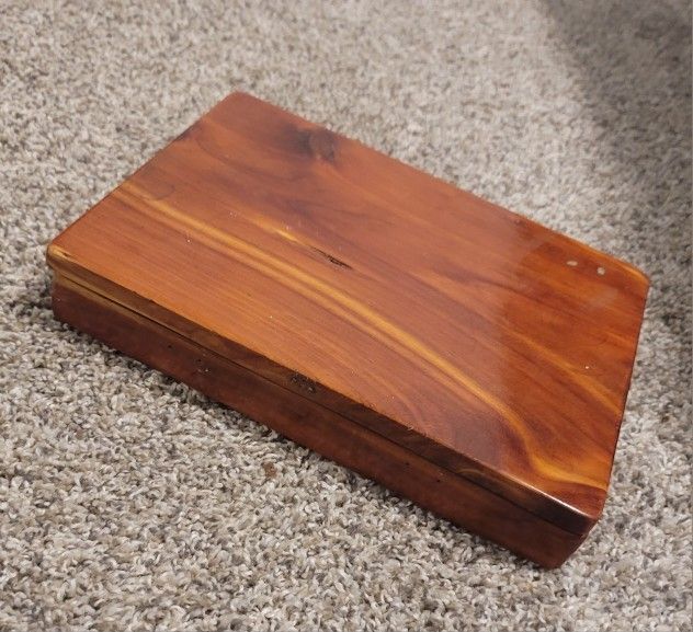 Contemporary Collectable Boxes/Trinkets Boxes