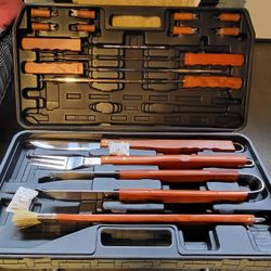 16-Piece Stainless Steel Wood BBQ Grill Tool Set

