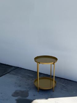 Gold side table 2 tiered