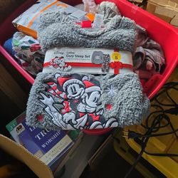 Disney LADIES COZY Sleep Top SMALL 