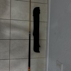 STEALTH® Billiards Cue #9 . Used In Good Condition. Location. West Kendall 33194 .