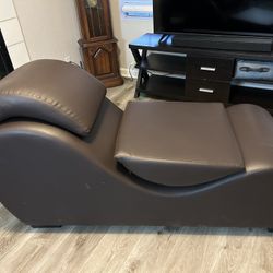 Yoga Lounge Chair 