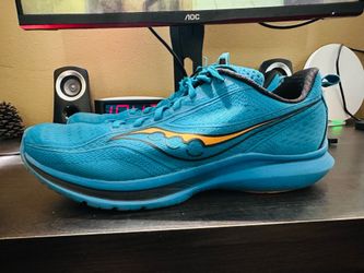 Saucony Kinvara 13 running shoes