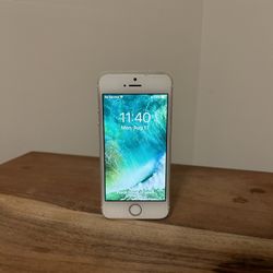 16GB Verizon iPhone SE (1st Generation)