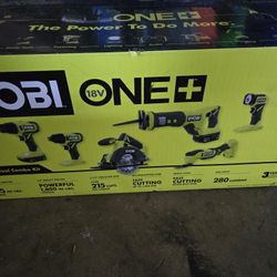 RYOBI POWER TOOL SET