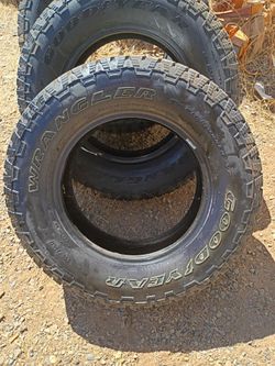 New Goodyear Wrangler 255/70/17 AT Tires