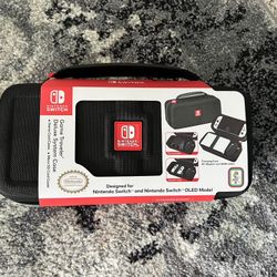 Nintendo Switch Game Traveler® Deluxe System Case