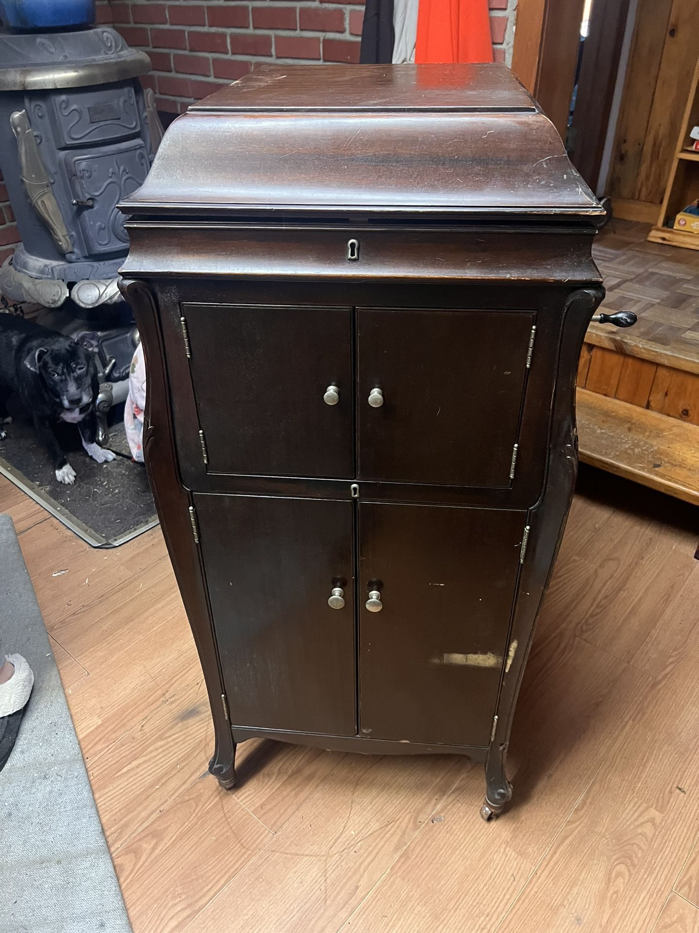 Victrola Record Player