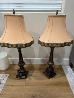 Pair of vintage lamps from India