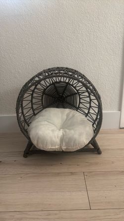 Small dog or cat bed