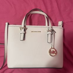 Pink Michael Kors 