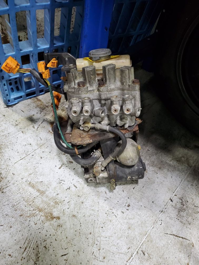 92-96 Honda Prelude ABS Module