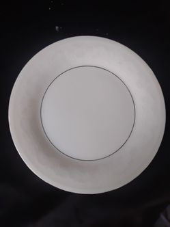 Crown Ming "Crochet" Salad Plates