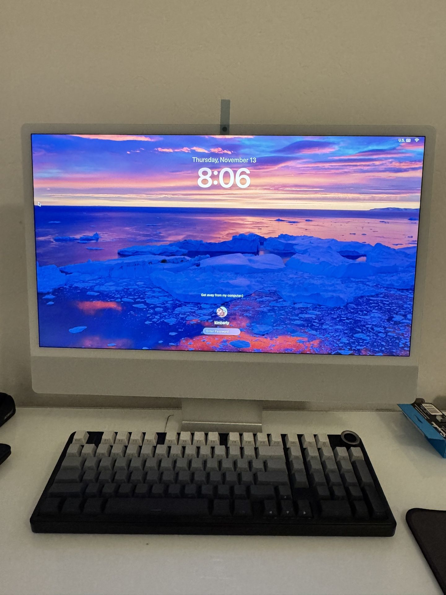 Apple iMac Desktop Computer 