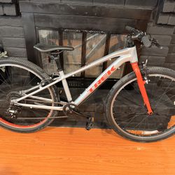 26” Youth Trek Wahoo (13” Frame)