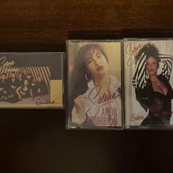 Selena Cassettes Lot