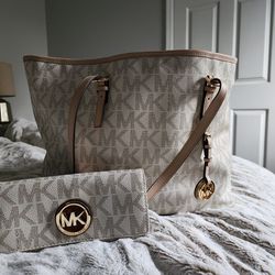 Michael Kors Bag & Matching Wallet