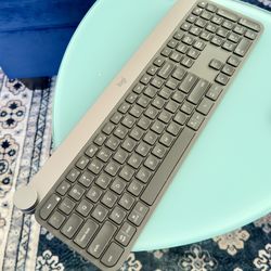 Logitech Craft Advanced Wireless Keyboard 