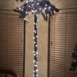 6ft 5” Tall Purple Palm Tree With Heavy Metal Base $30