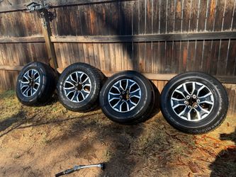 2020-23 OEM 17x5 Toyota Truck Wheels w/Toyos