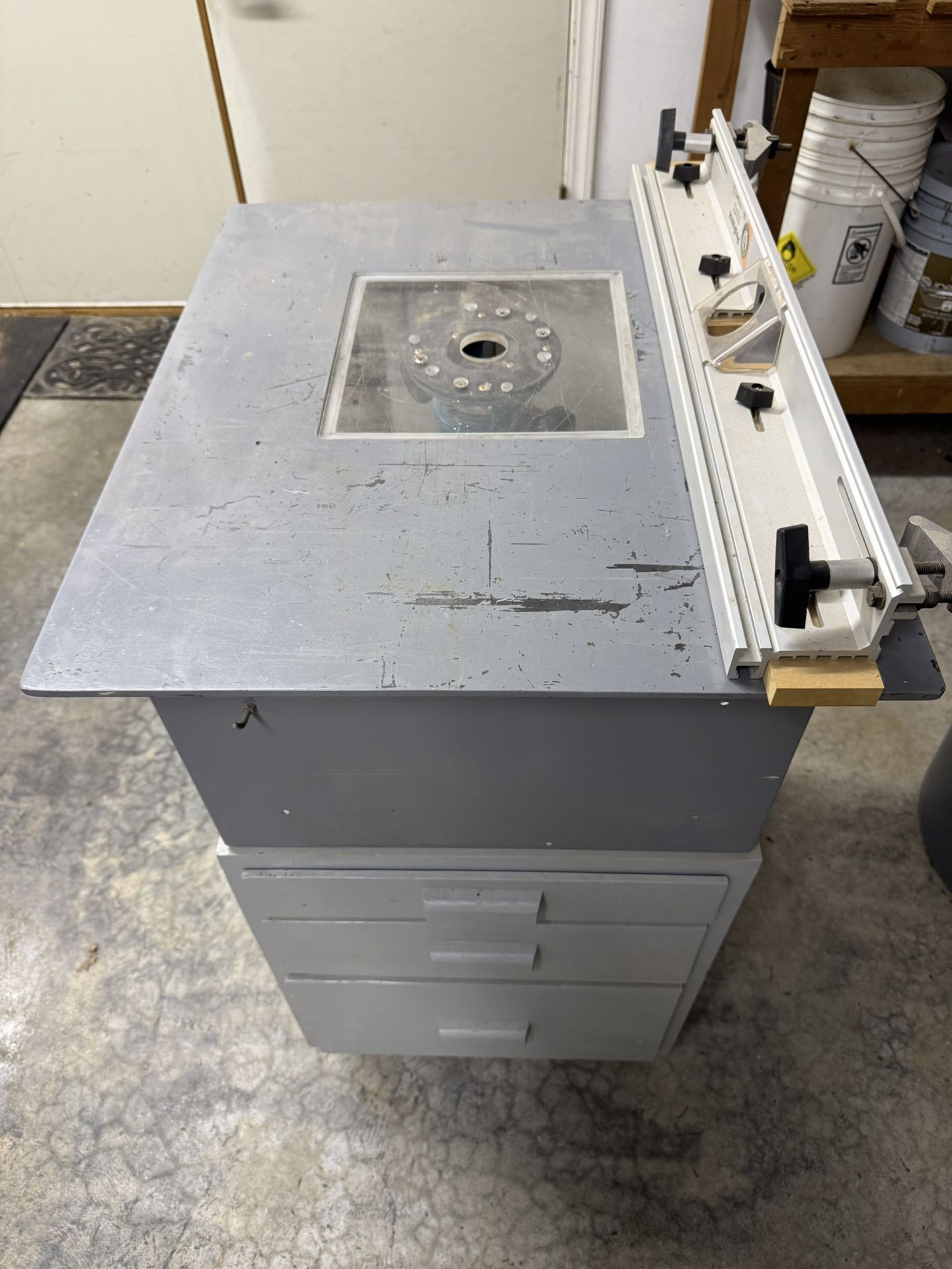Rolling Router Table With Storage Cabinet 
