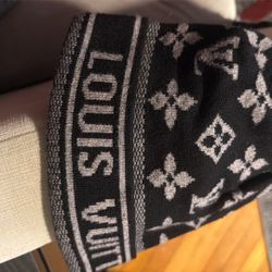 LOUIS VUTTION HAT BLACK 