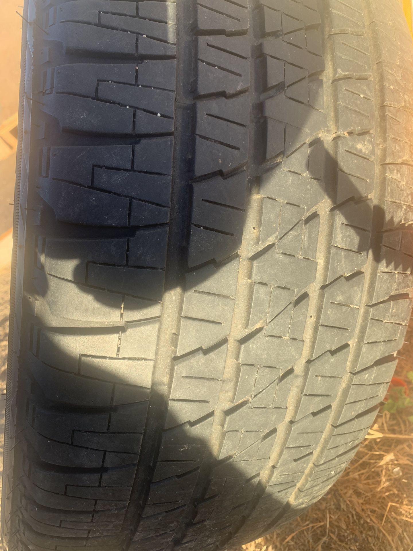 Llantas Semi Nuevas Para Troca Chevrolet Y Titan 
