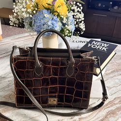 Dooney & Bourke Croc Embossed Leather Satchel Crossbody Brown Pink Lining