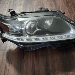 2013-2015 Lexus Rx350 Rx450H  OEM  Right  Headlight 
