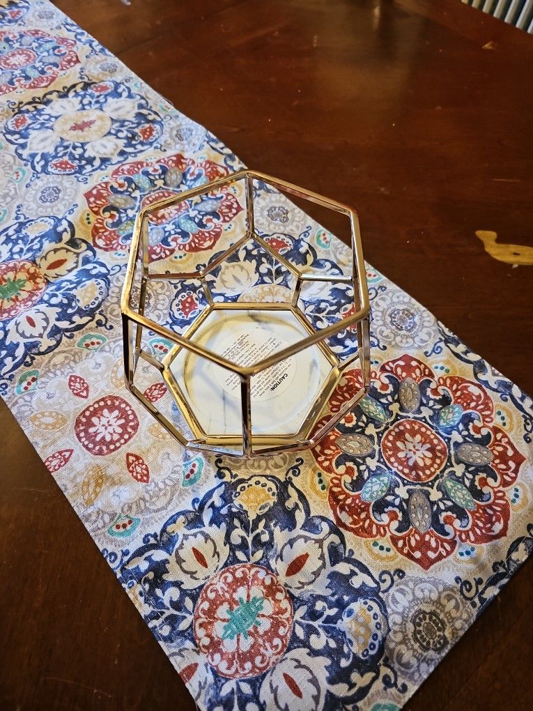 White And Gold Hexagon Candle Holder