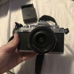 Nikon Z fc mirrorless