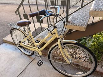 Schwinn Gateway 700C Women's Cruiser Bike – Good  Condition
