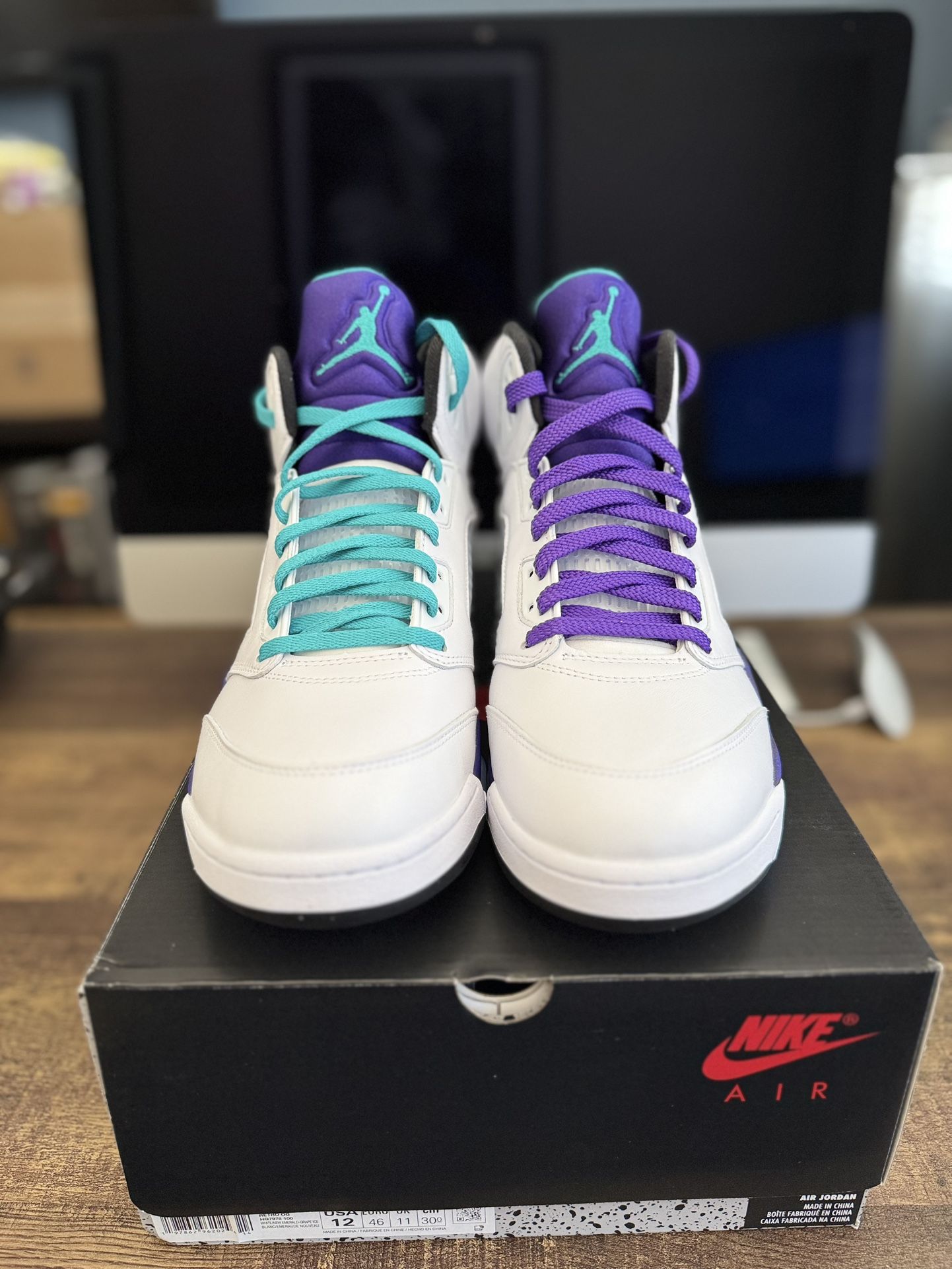 Jordan 5 Grapes NEVER TRIED ON - Men’s Size 12