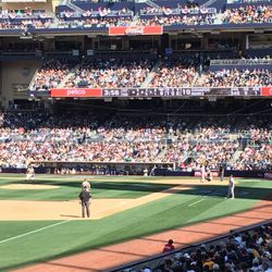 (2 Tickets ) Kc Vs Padres Sunday June 22nd @ 1 Pm 