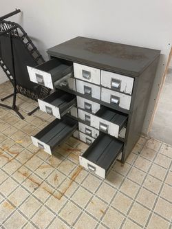 Cabinet industry strength