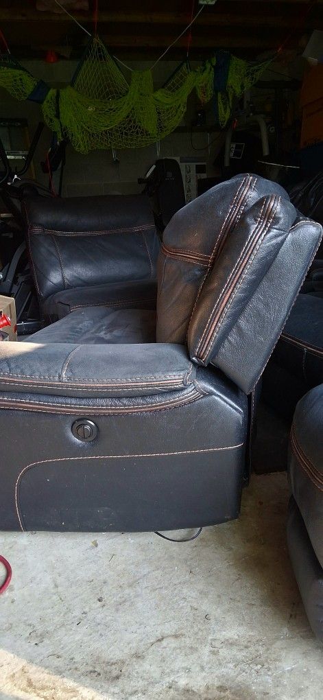 Sectional Recliner Sofa