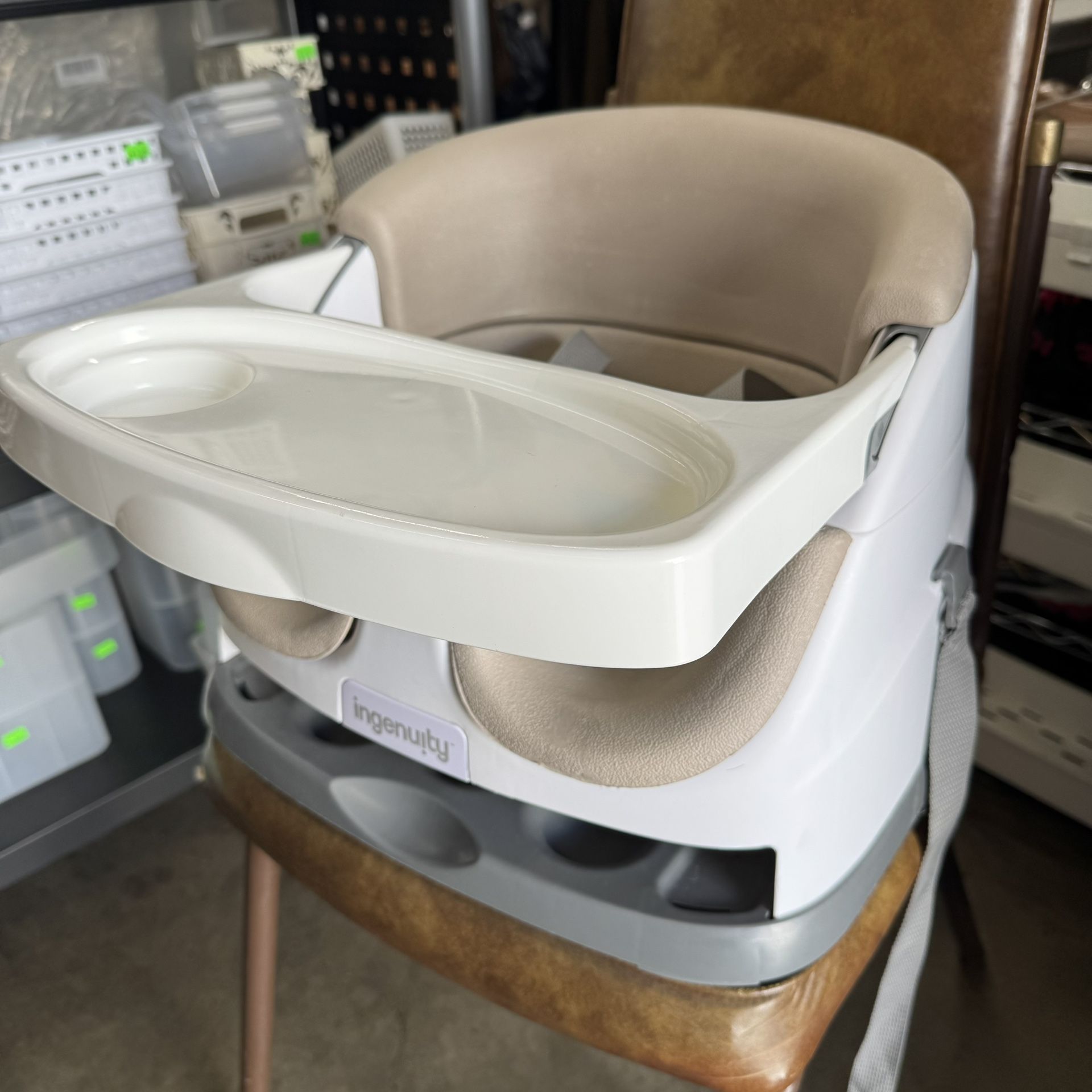 Ingenuity Baby Base 2-in-1 Booster Feeding and Floor Seat with Self-Storing Tray Very Good Condition