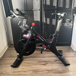 Peloton bike
